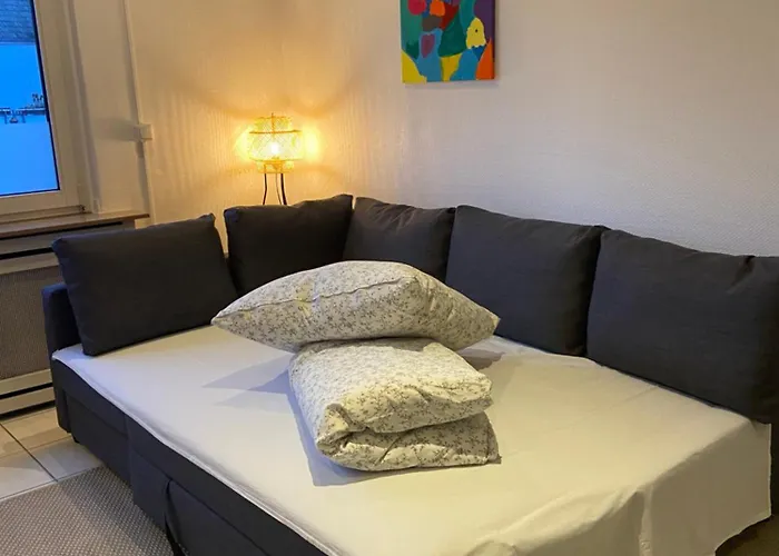 Kaiserviertel Gastromeile, City, Messe & Stadionnah *